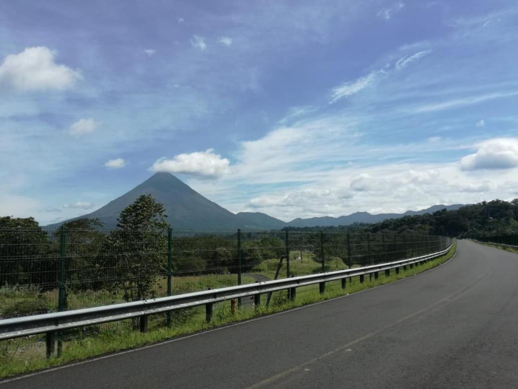 Casona Rustica & Bungalow La Fortuna ภายนอก รูปภาพ